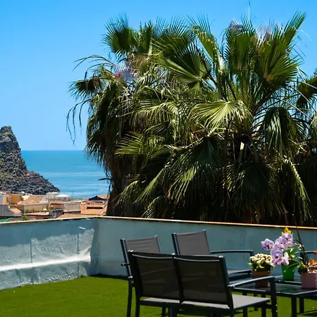Casa de Férias Silvanae Aci Trezza